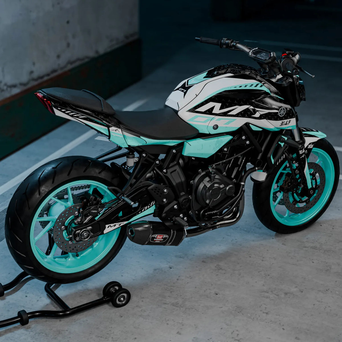 ROADSTER graphics kit 100% custom