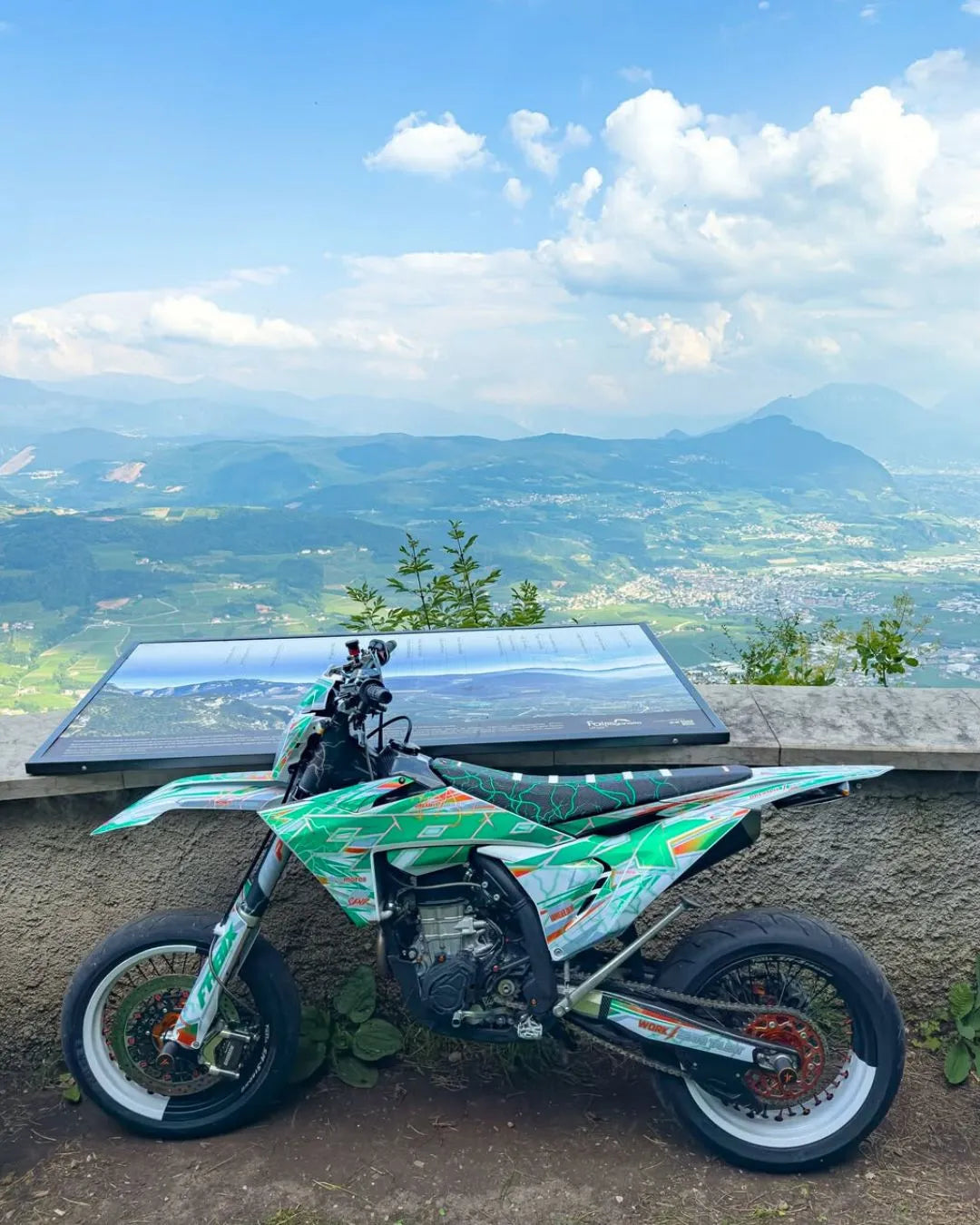 NEW! Volt - Semi-Custom Graphics Kit