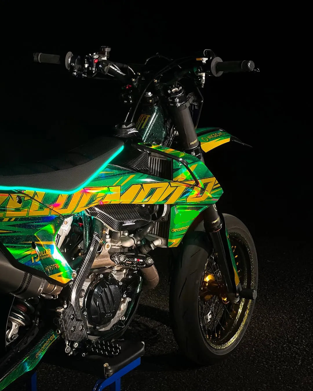 NEW ! Emerald By @zelucmoto - Kit Déco Semi-Personnalisé