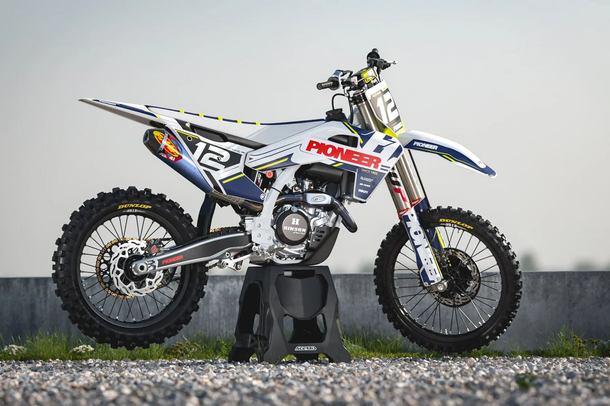 kit gráfico HUSQVARNA TC FC 2025 - PIONEER