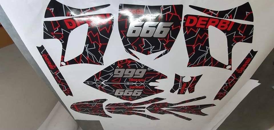 graphics kit DERBI DRD RACING 2004-2009 - RED LINE