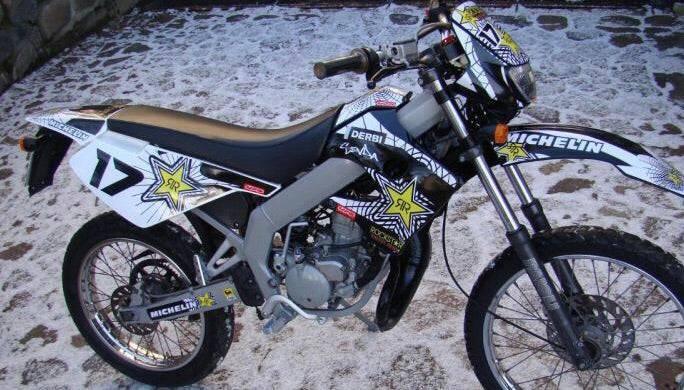 Dekorationskit DERBI XTREME 2003-2004 - ROCKSTAR B