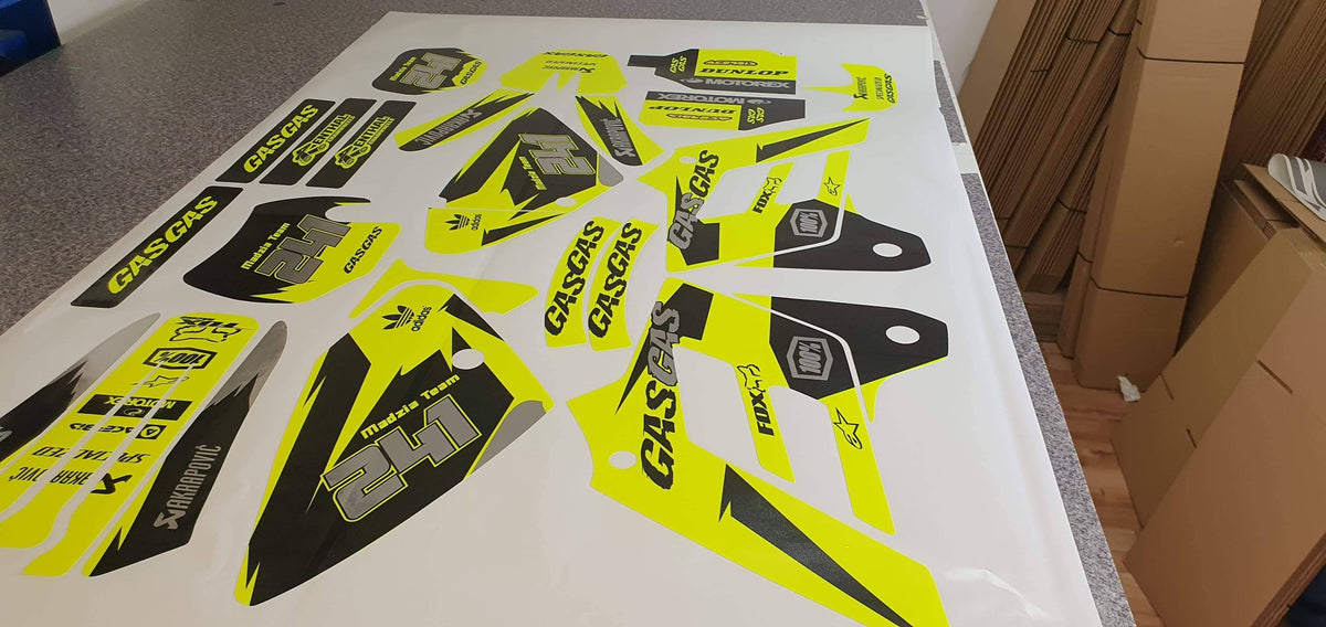 GAS GAS EC 2002-2006 graphics kit (neon included, chrome optional)