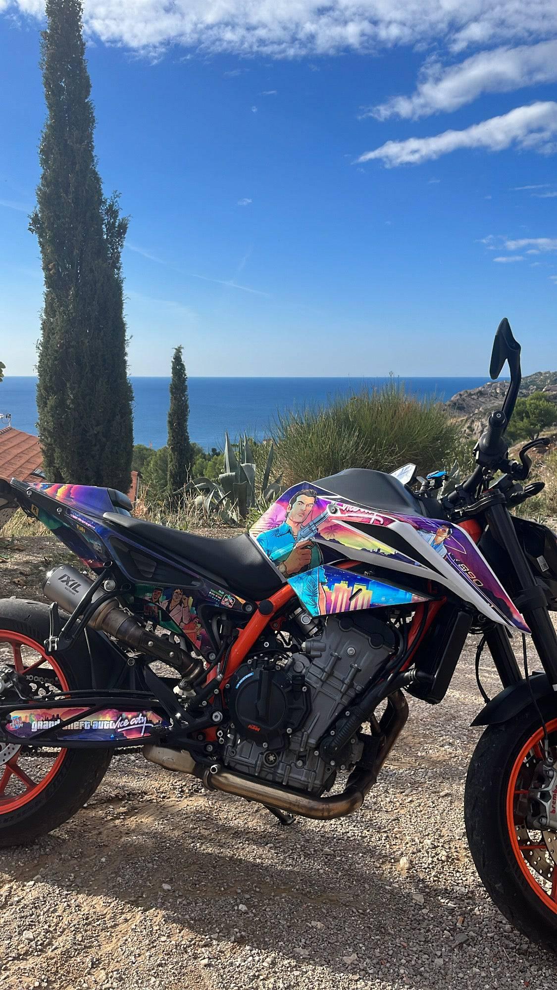 VICE CITY - Semi-Custom KTM DUKE graphics kit