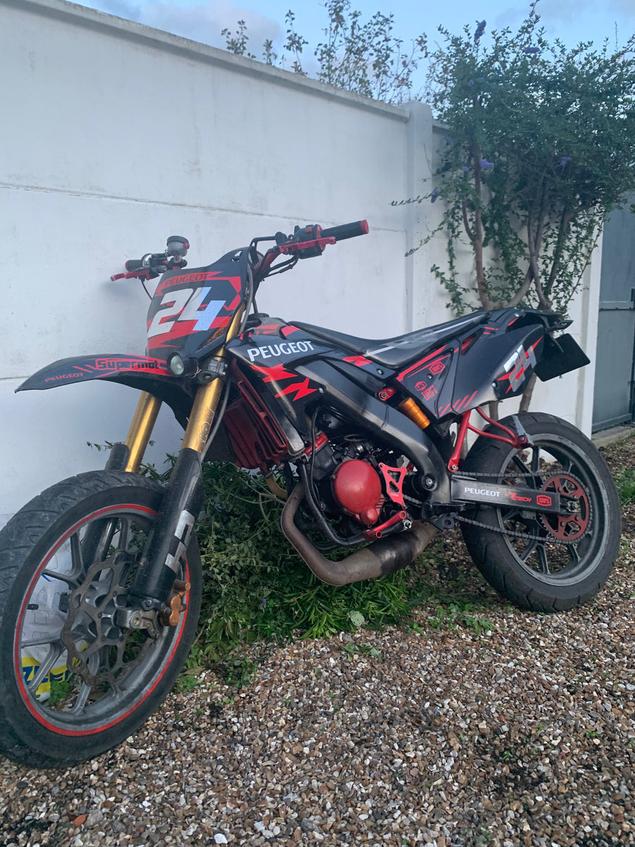 その他 MOTO Moto Guzzi V7 Side Mount License Plate Instructions - New