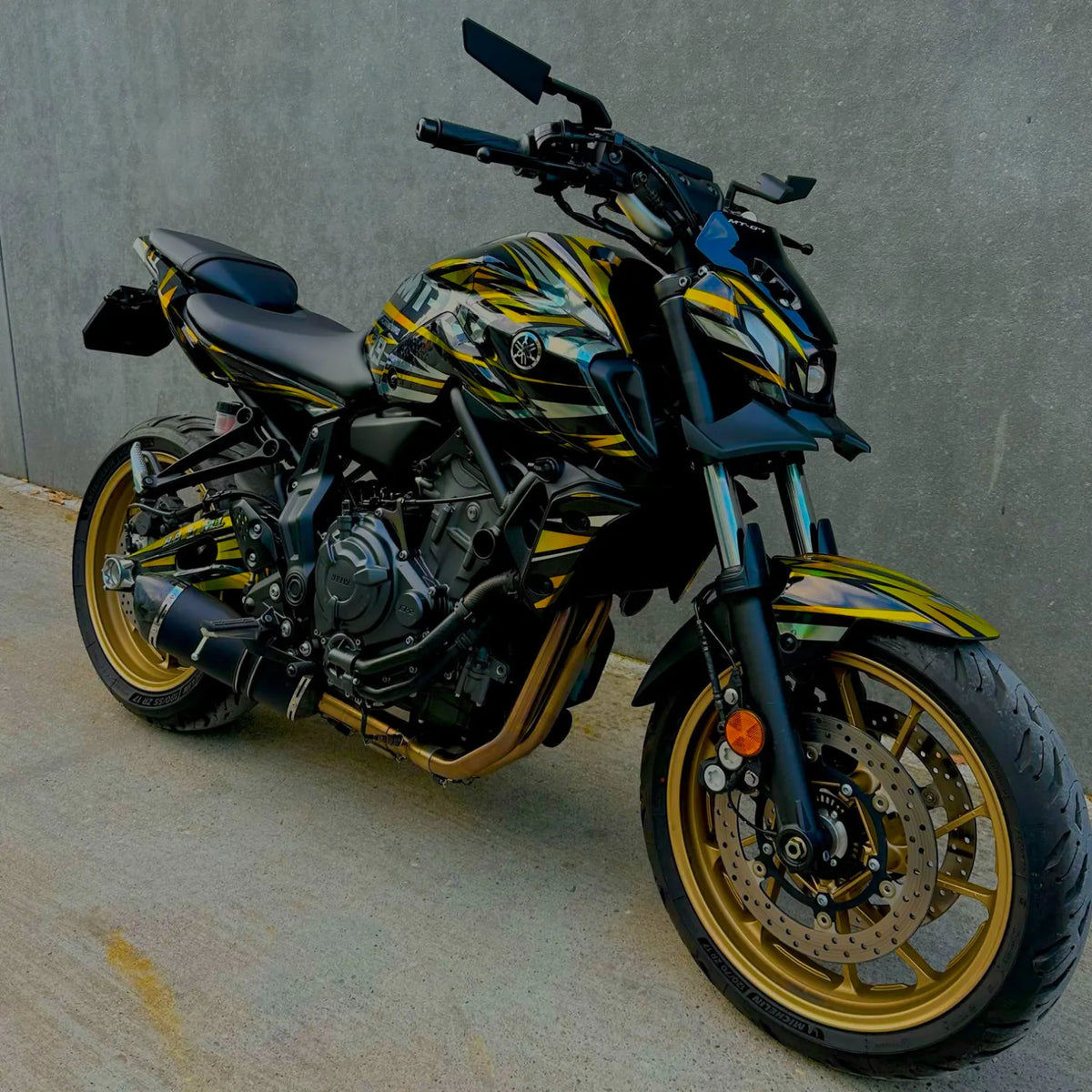 ROADSTER graphics kit 100% custom