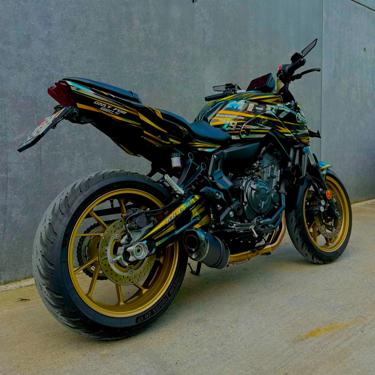 ROADSTER graphics kit 100% custom