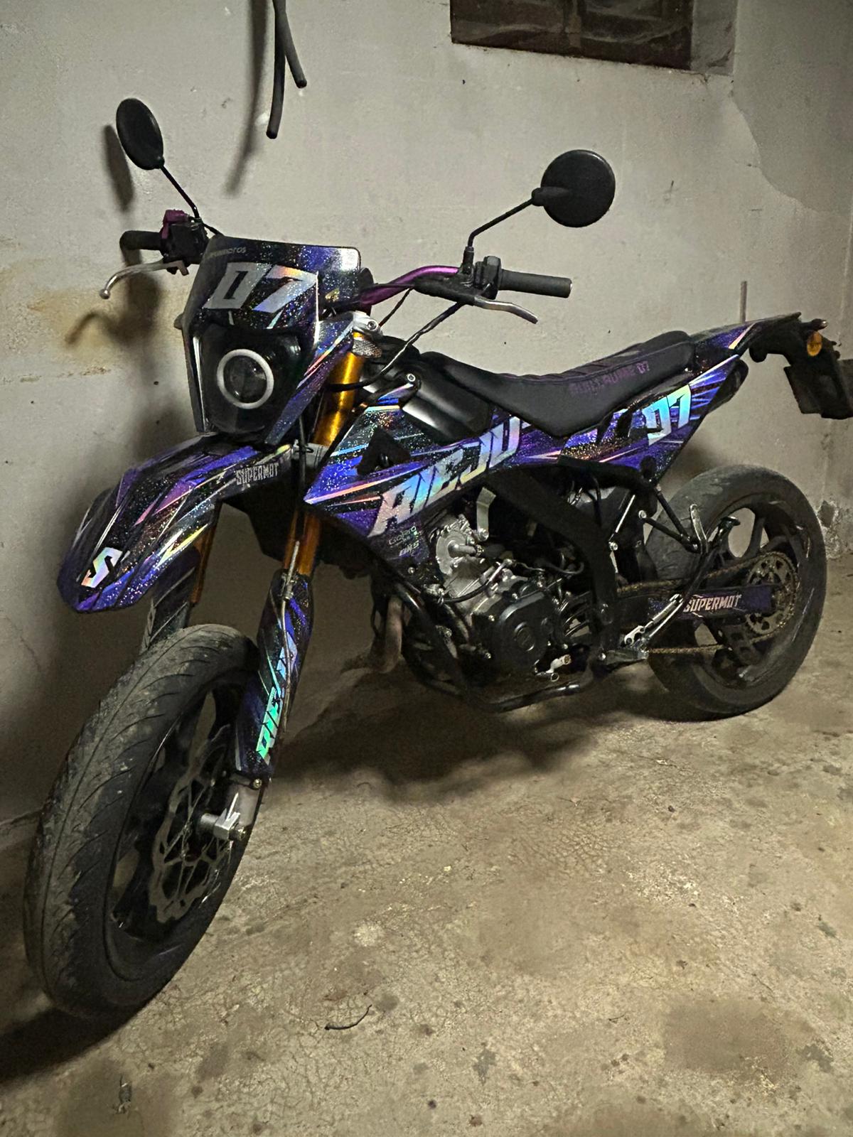 Dekor-Kit Rieju MRT 2022-2025 - DARKWAVE
