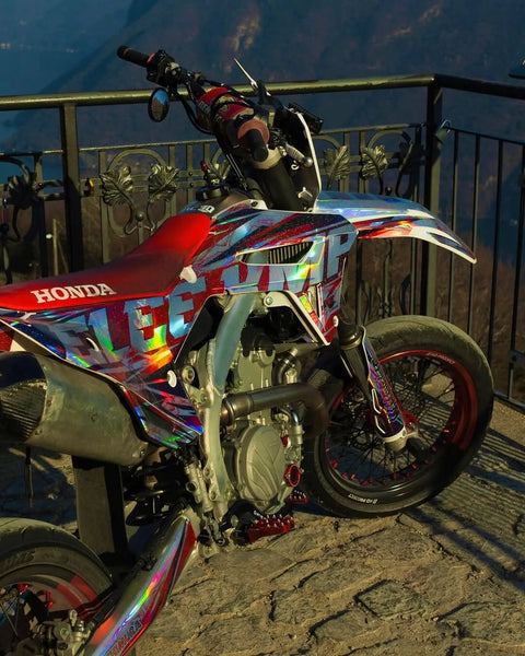 Supermotard au kit déco holographique