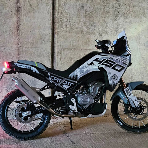 Trail au kit déco blanc et noir