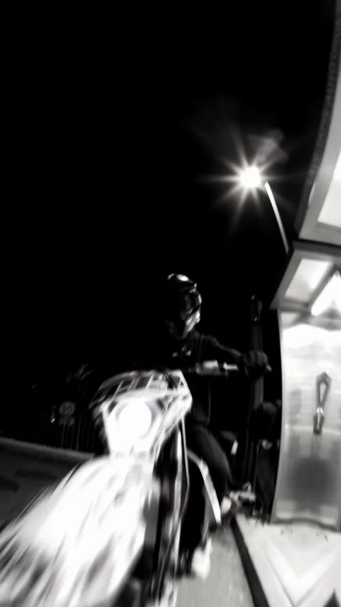 Balade de nuit en supermotard