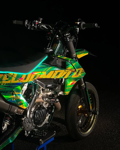 Supermotard au kit déco vert