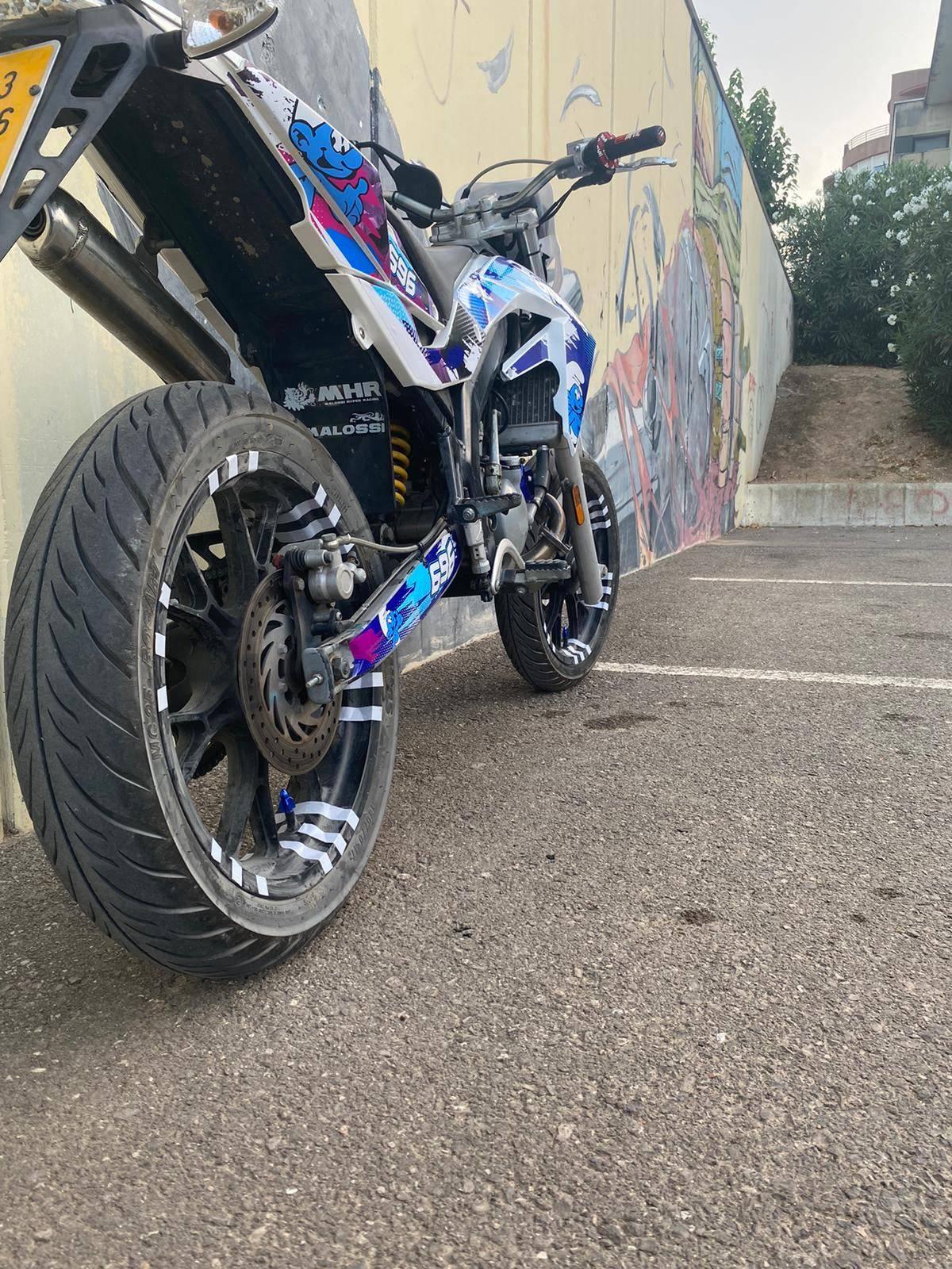 graphics kit Aprilia SX 50 2006-2017 - SCHTROUMPF