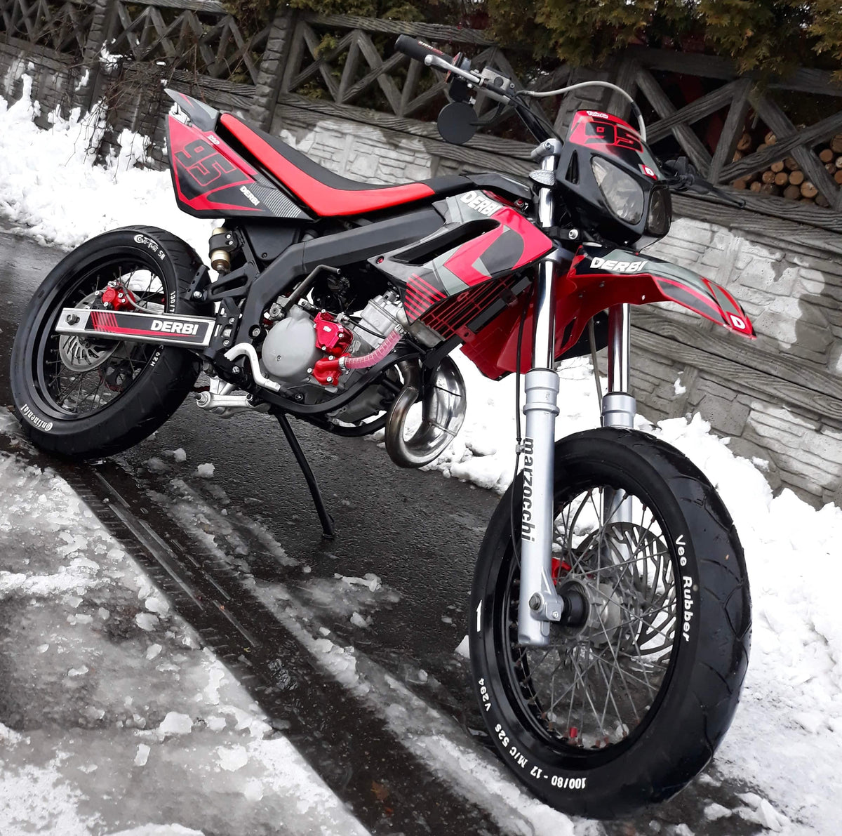 Dekor-Kit DERBI DRD RACING 2004-2009 - GRAU ROT