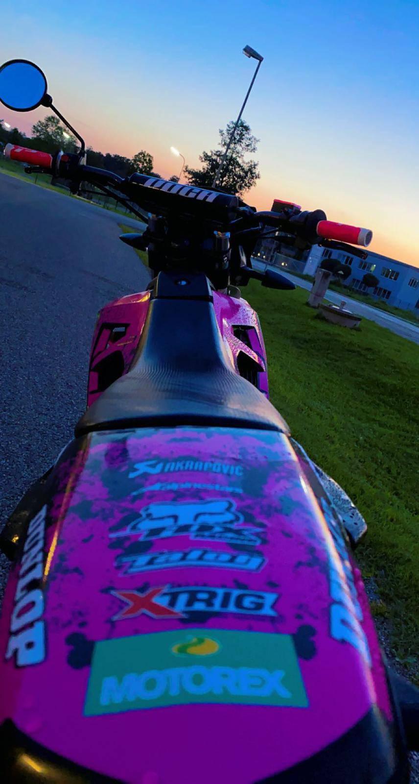 Kit Déco DERBI X-TREME / RACING 2018-2024 - PINK MONSTER