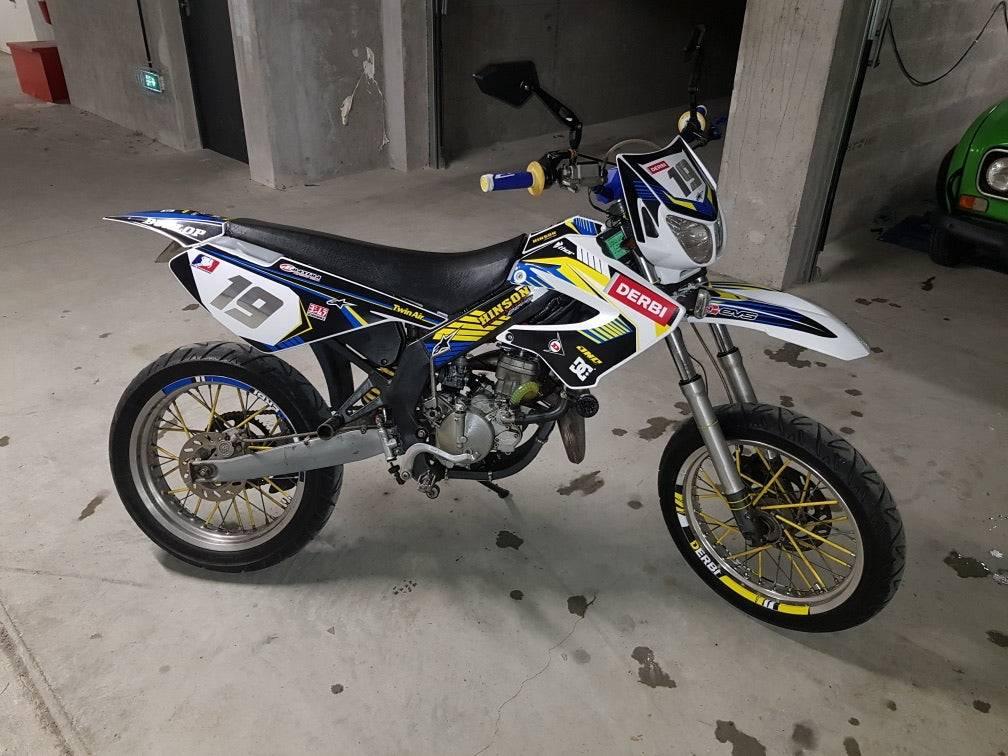 Kit Déco DERBI XTREME XRACE AVANT 2011 - BLUE YELLOW