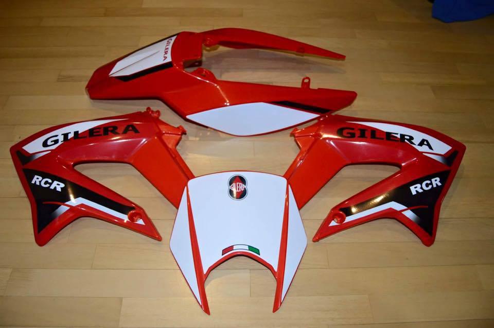 Kit de decoración GILERA SMT / RCR 2011-2017 - ORIGINE ROJO