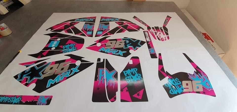 kit gráfico RIEJU SMX / MRX - PINK BLUE