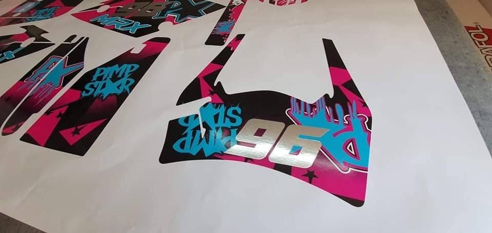 kit gráfico RIEJU SMX / MRX - PINK BLUE