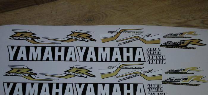 Decoration Kit BLACK – YAMAHA AEROX R 2010