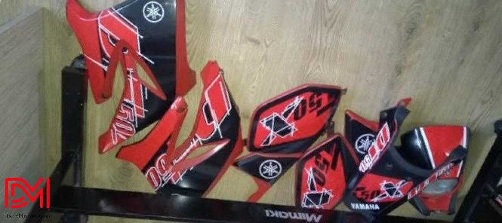 Kit de decoración Yamaha DT 50 2003-2020 - ROJO NEGRO B