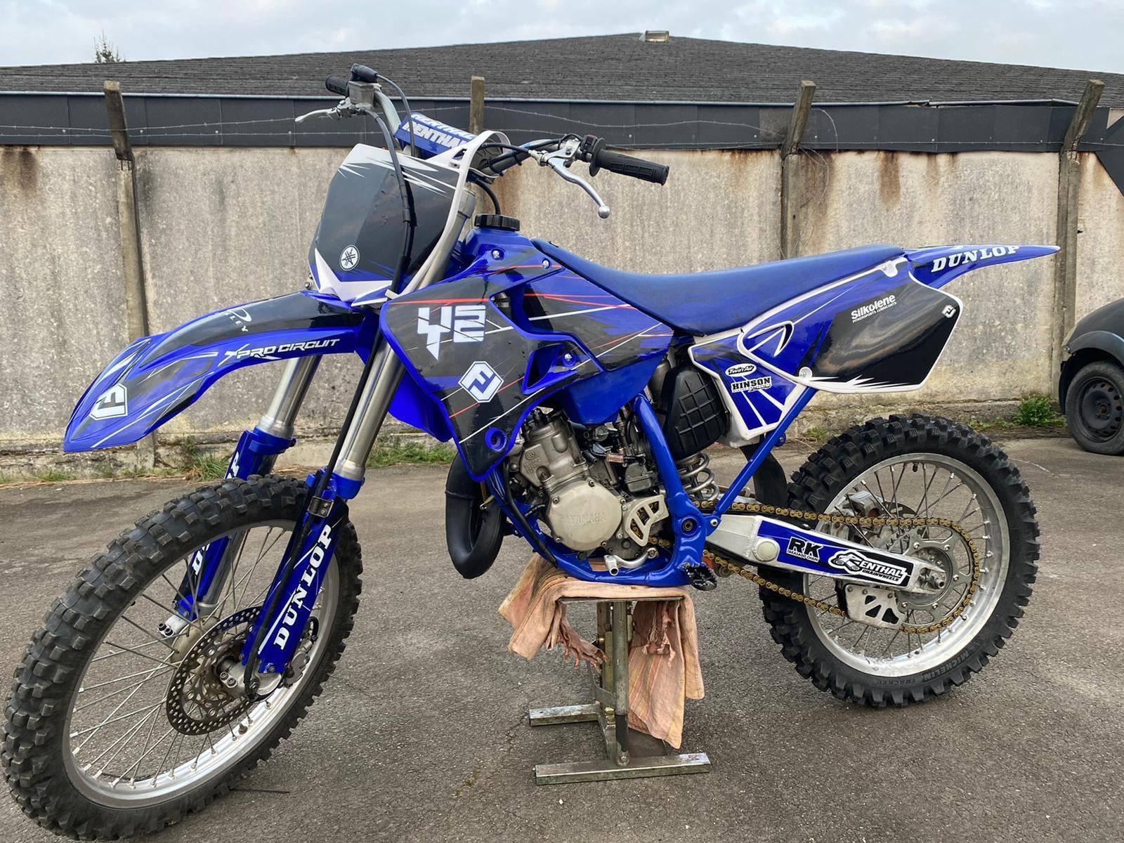 Plaques Numéro Latérales Moto Cross YAMAHA YZ 125 WRZ 125YZ 250 WRZ 250 1996 2001 109991 - Foto 4