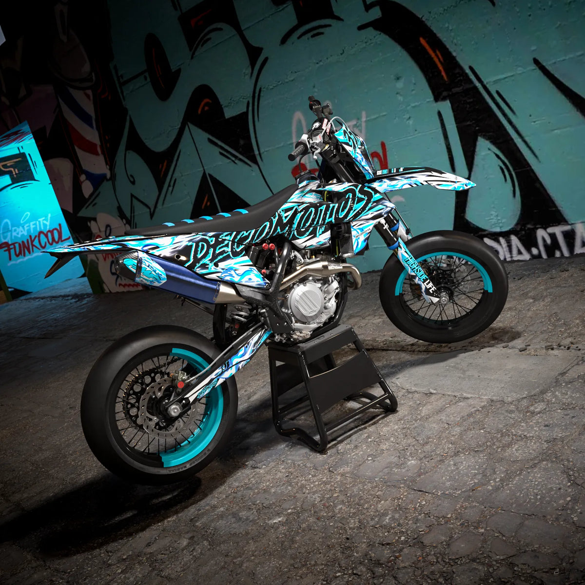 NEW! Rage - Semi-Custom graphics kit