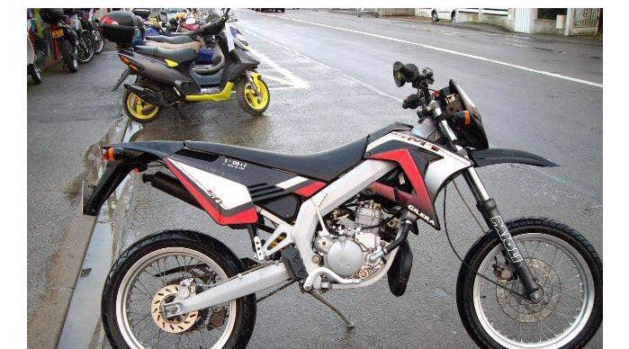 Kit de decoración GILERA SMT RCR DELANTERO 2011 BASE