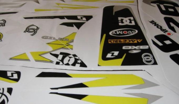 Dekorationskit GILERA SMT / RCR VORNE 2011 - GELB