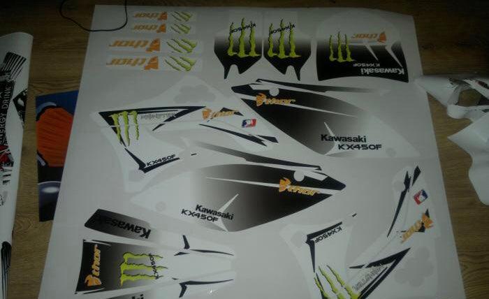Dekorationskit KAWASAKI KXF 450 2009-2011 MONSTER