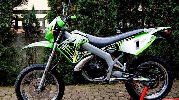 DERBI XTREME 2003-2004 Deco Kit - MONSTER
