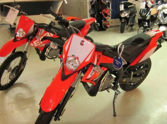 Kit de decoración GILERA SMT / RCR 2011-2017 - ORIGINE ROJO