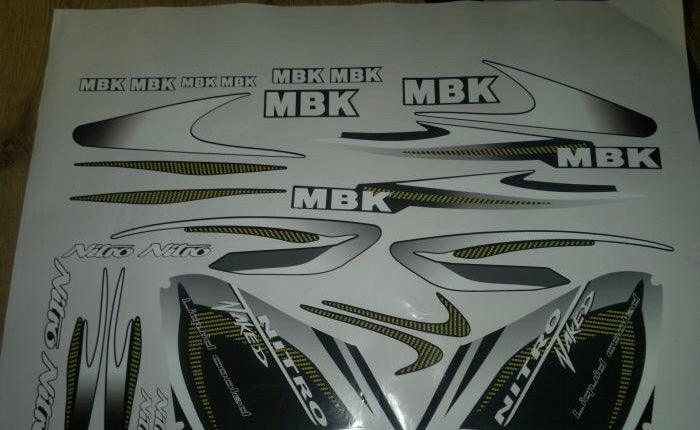 kit gráfico MBK NITRO - NAKED